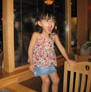 Meet your Posher, Danielle